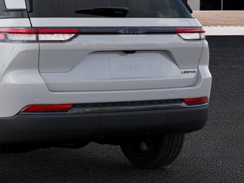 new 2025 Jeep Grand Cherokee car, priced at $39,710