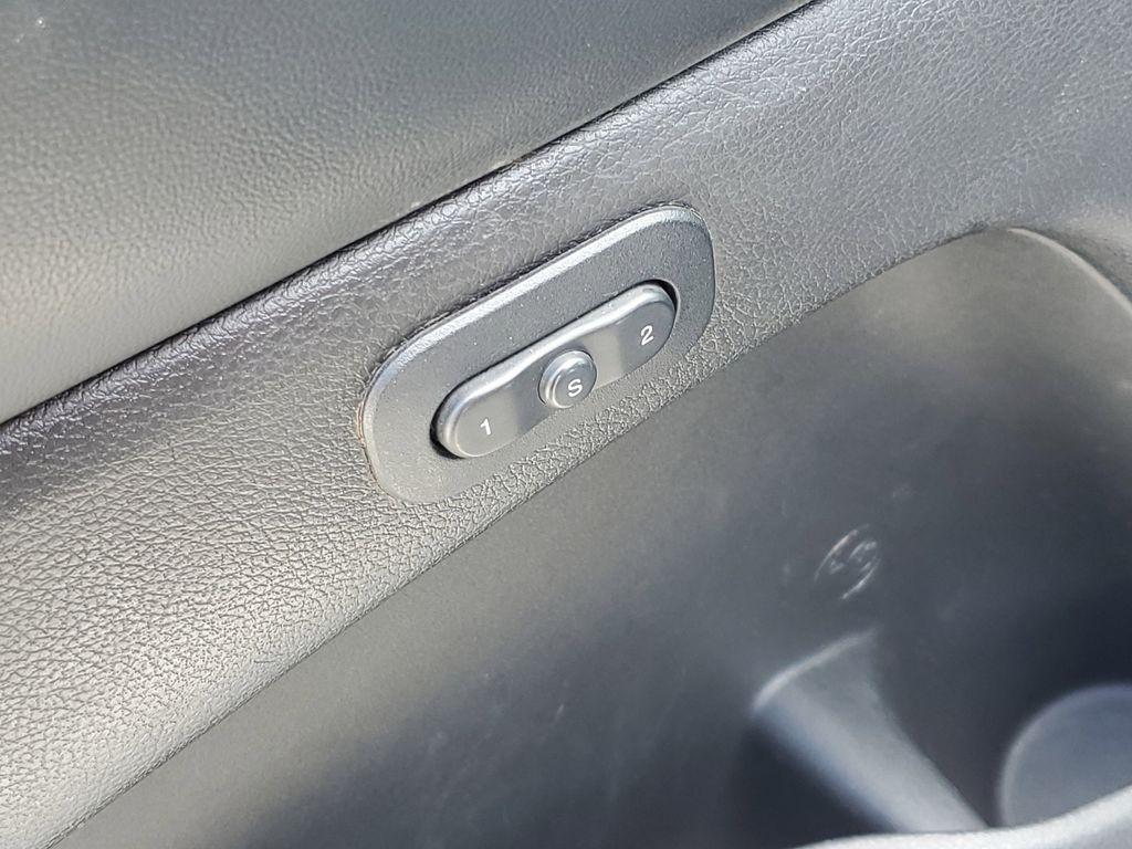 used 2019 Jeep Grand Cherokee car, priced at $14,690