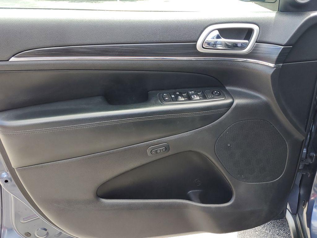 used 2019 Jeep Grand Cherokee car, priced at $14,690