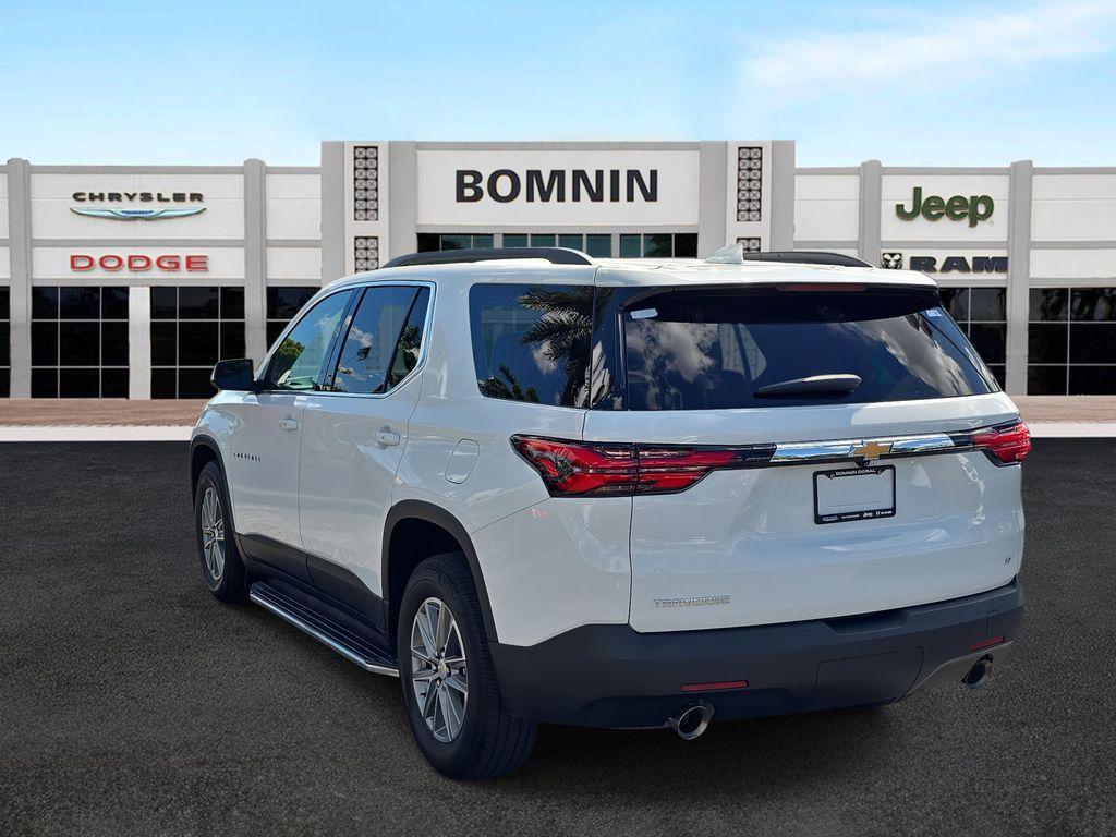 used 2023 Chevrolet Traverse car, priced at $24,490