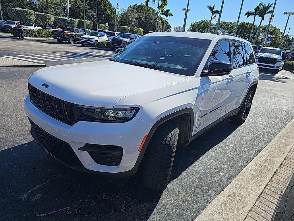 used 2023 Jeep Grand Cherokee car, priced at $29,690