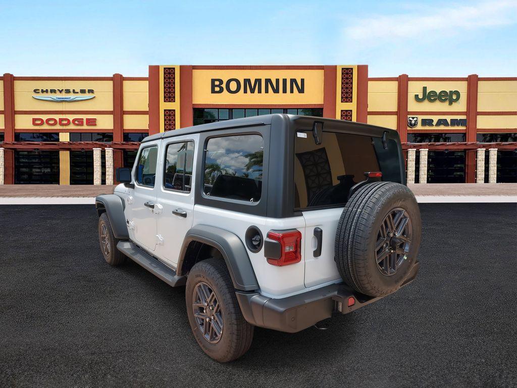 new 2025 Jeep Wrangler car, priced at $41,076
