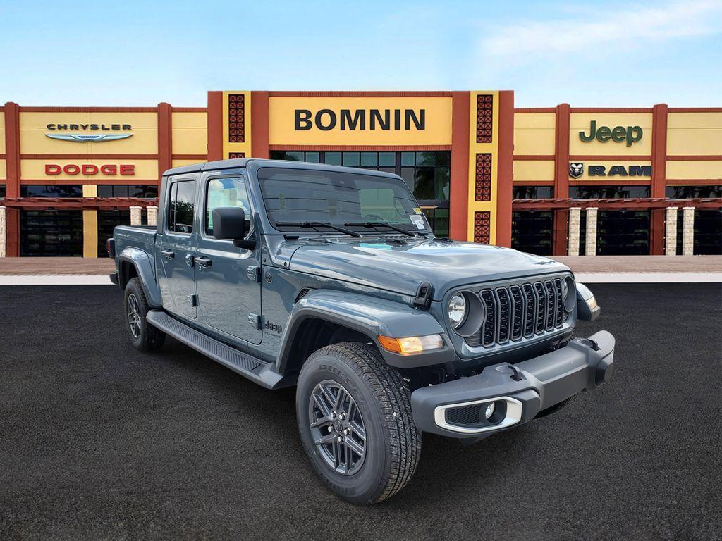 new 2025 Jeep Gladiator car, priced at $38,680