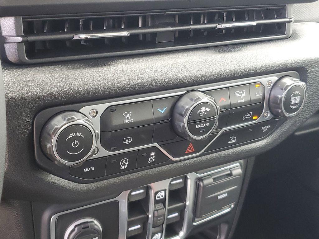 new 2025 Jeep Wrangler car, priced at $35,139