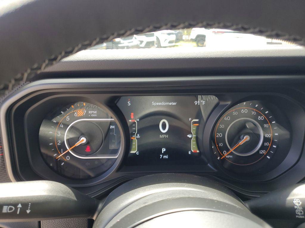 new 2025 Jeep Wrangler car, priced at $52,734