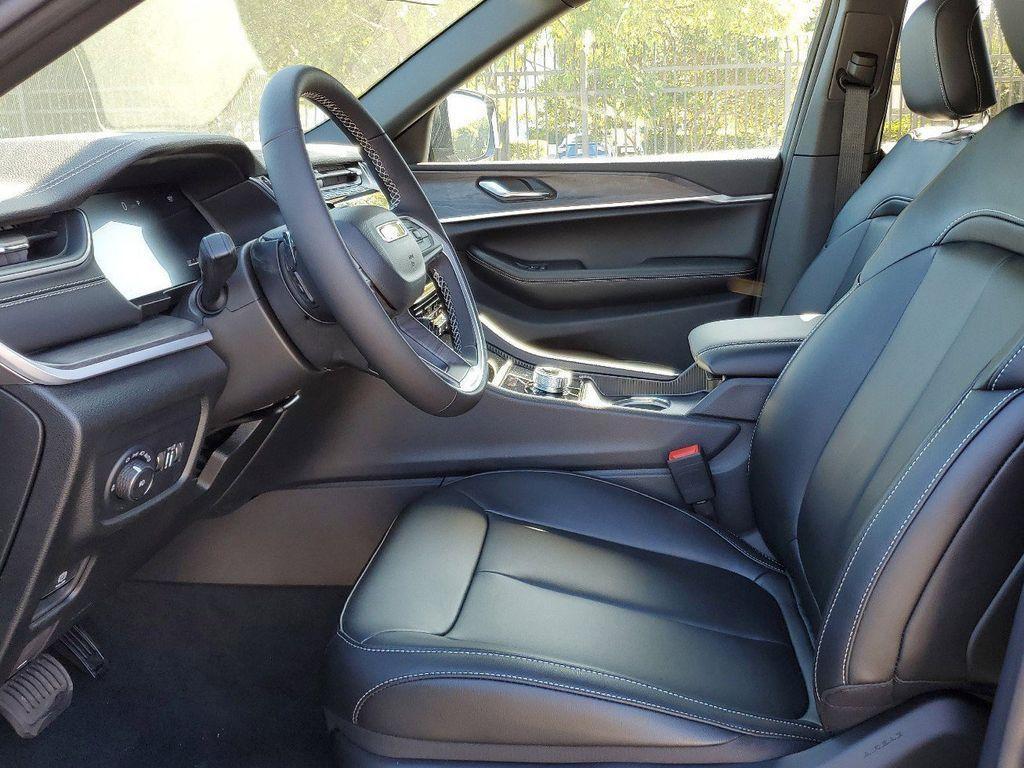 new 2025 Jeep Grand Cherokee L car, priced at $40,585