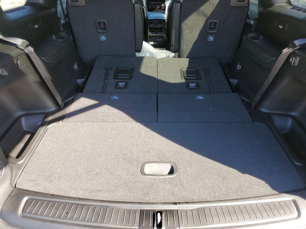 new 2025 Jeep Grand Cherokee L car, priced at $40,585
