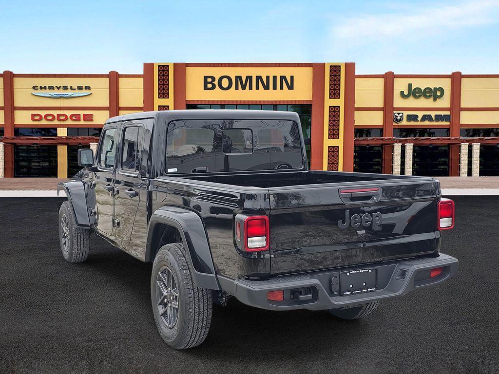 new 2025 Jeep Gladiator car, priced at $39,700