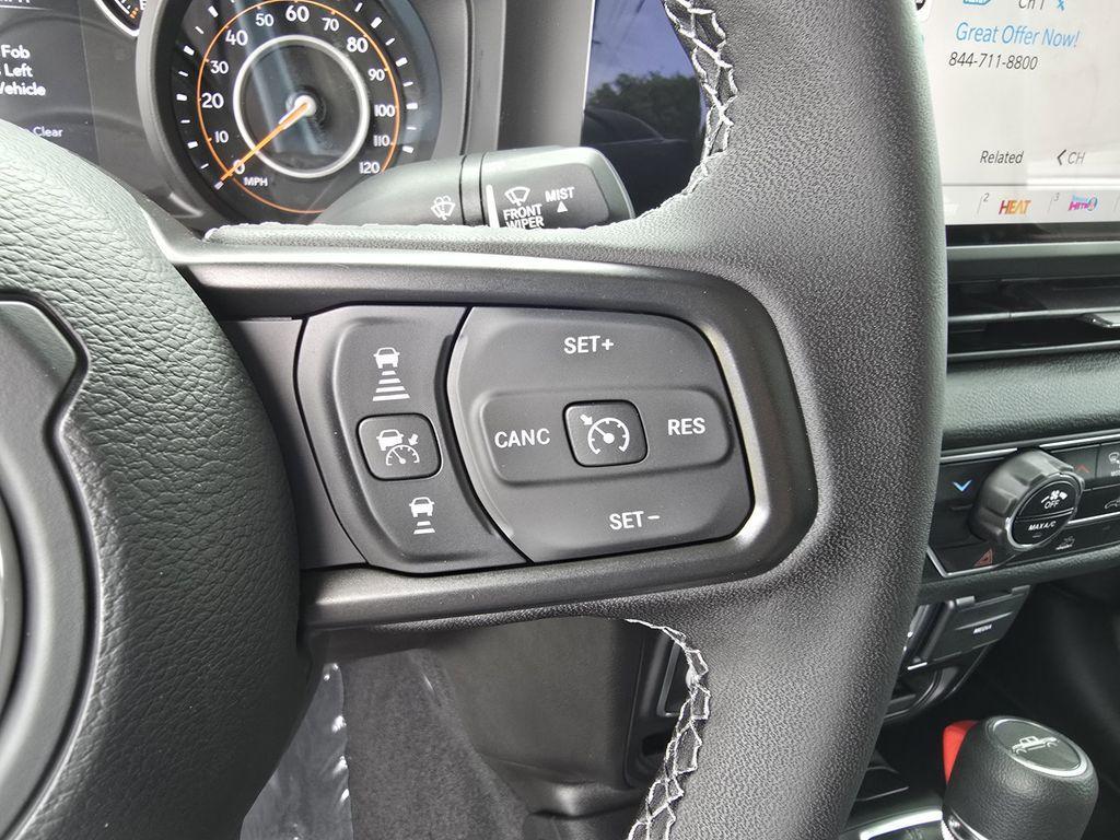 new 2025 Jeep Gladiator car, priced at $39,700
