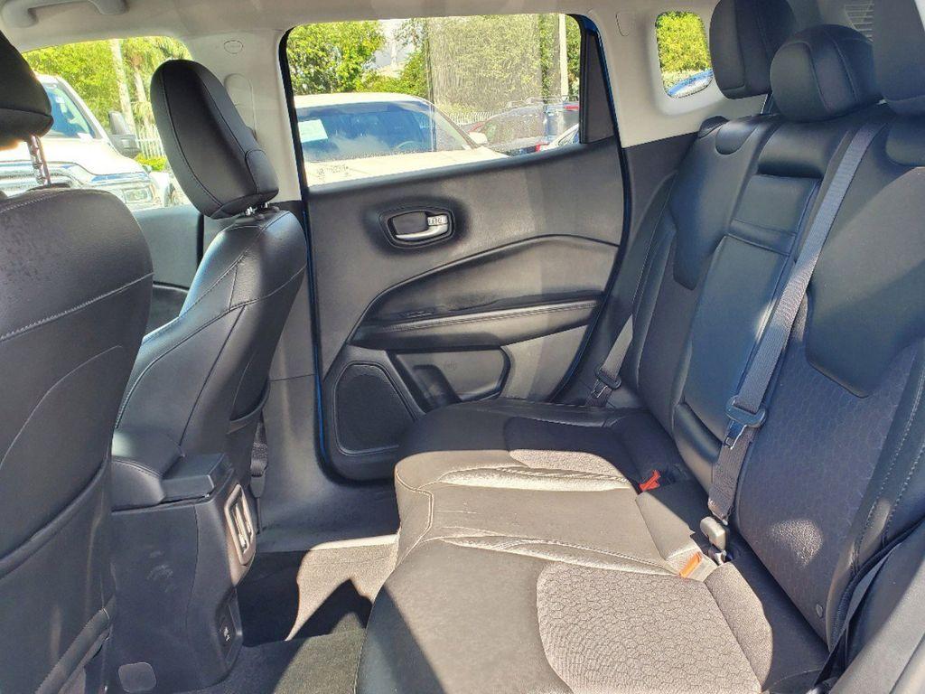 new 2025 Jeep Grand Cherokee L car, priced at $42,882
