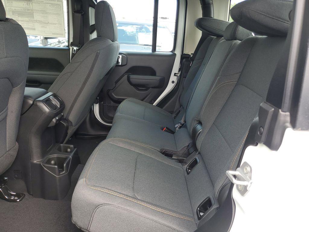 new 2025 Jeep Gladiator car, priced at $33,995