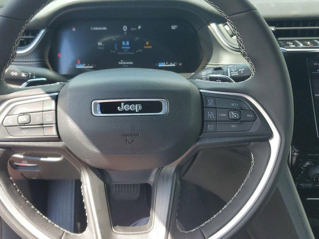 new 2025 Jeep Grand Cherokee L car, priced at $48,499