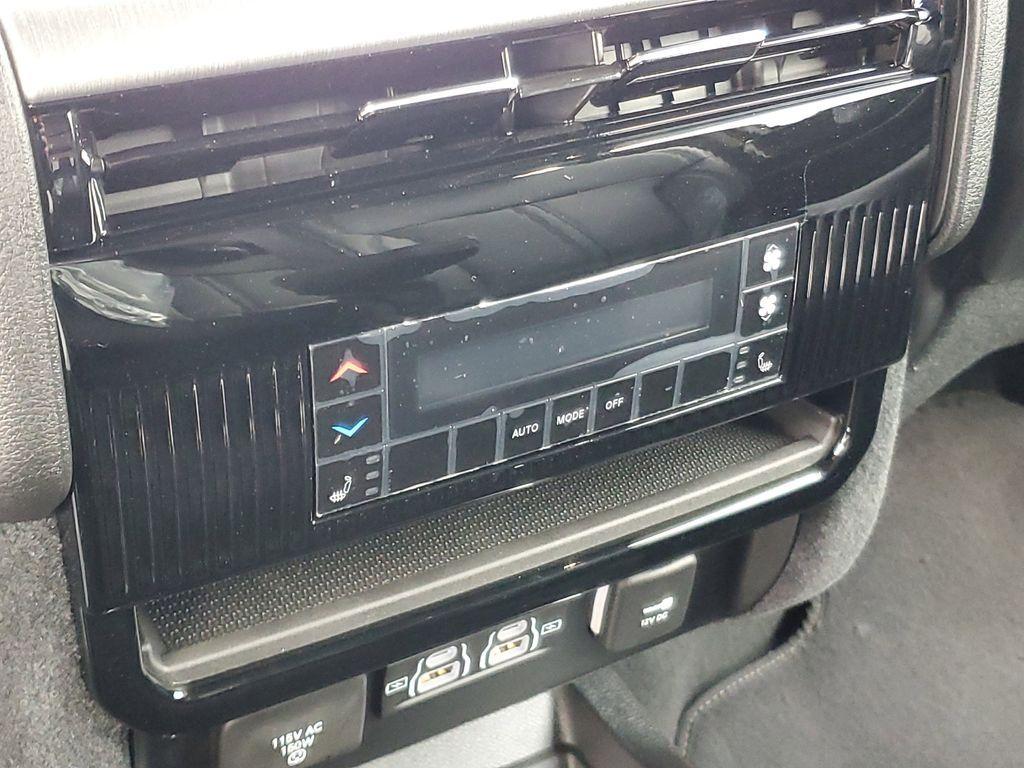 new 2025 Jeep Wagoneer L car, priced at $70,425