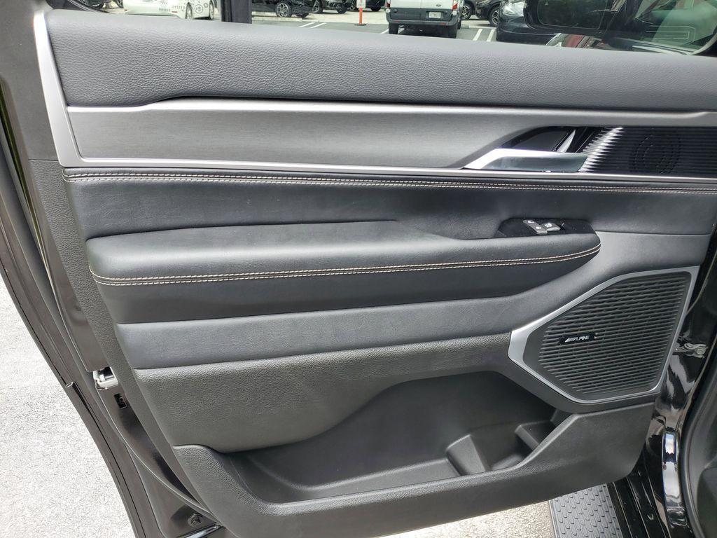 new 2025 Jeep Wagoneer L car, priced at $70,425