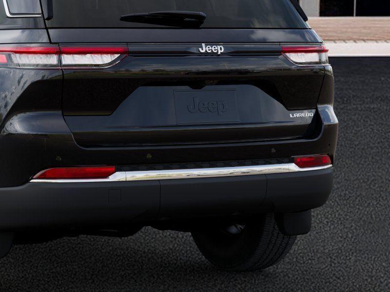 new 2025 Jeep Grand Cherokee car, priced at $30,995