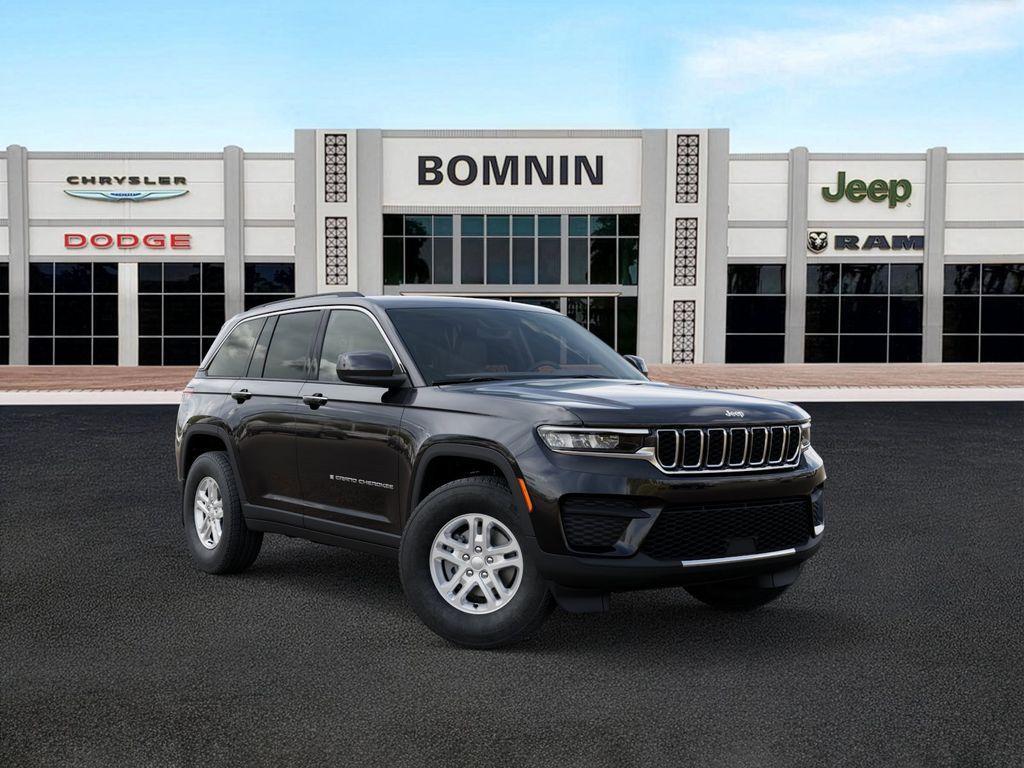 new 2025 Jeep Grand Cherokee car, priced at $30,995