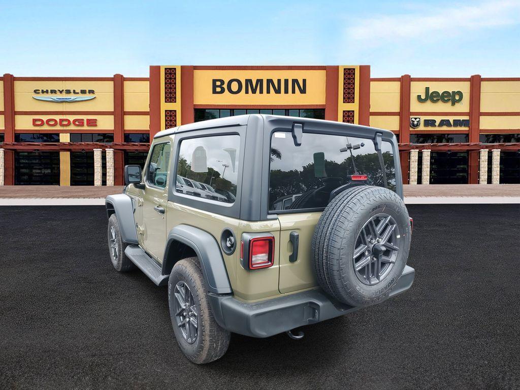 new 2025 Jeep Wrangler car, priced at $32,735