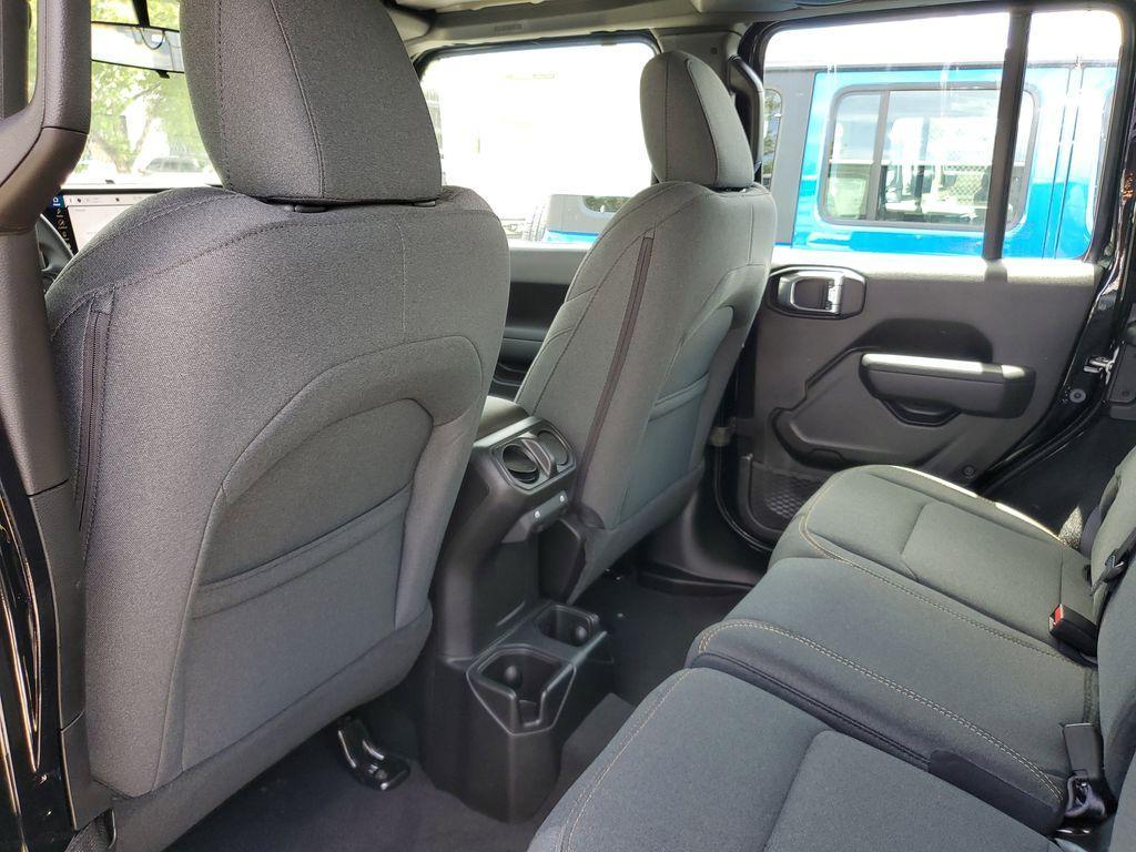 new 2025 Jeep Wrangler car, priced at $33,747