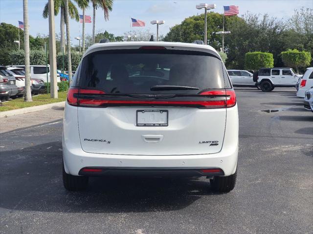 new 2023 Chrysler Pacifica car, priced at $38,995