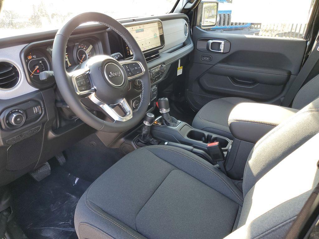 new 2025 Jeep Wrangler car, priced at $43,982