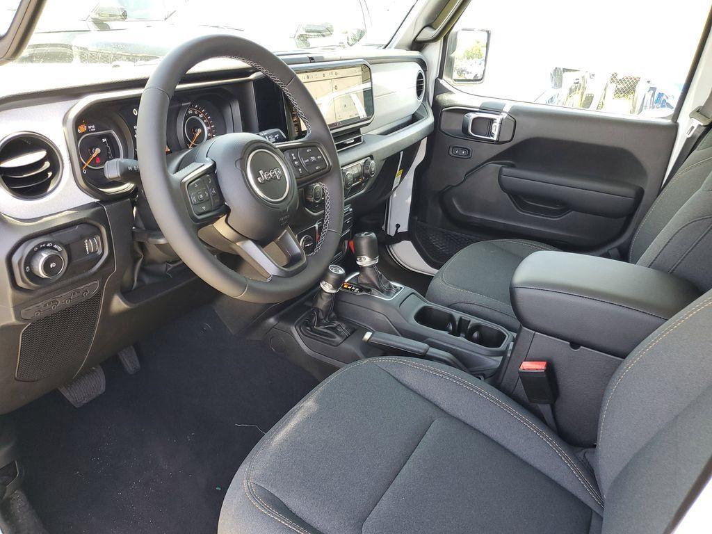 new 2025 Jeep Wrangler car, priced at $39,000