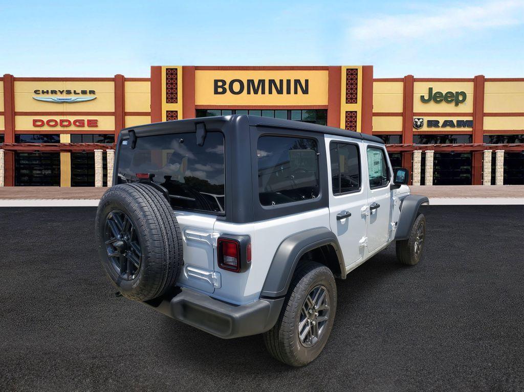 new 2025 Jeep Wrangler car, priced at $39,000
