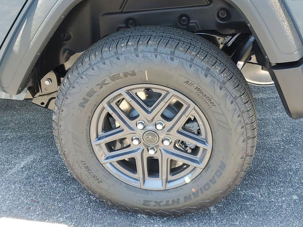new 2025 Jeep Wrangler car, priced at $42,911