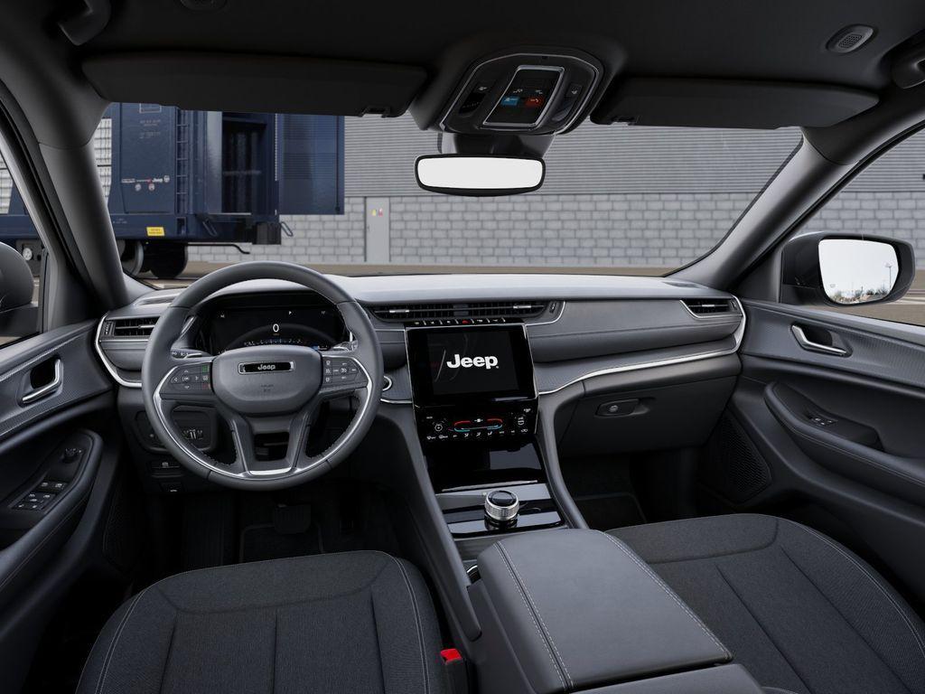 new 2025 Jeep Grand Cherokee car, priced at $29,995