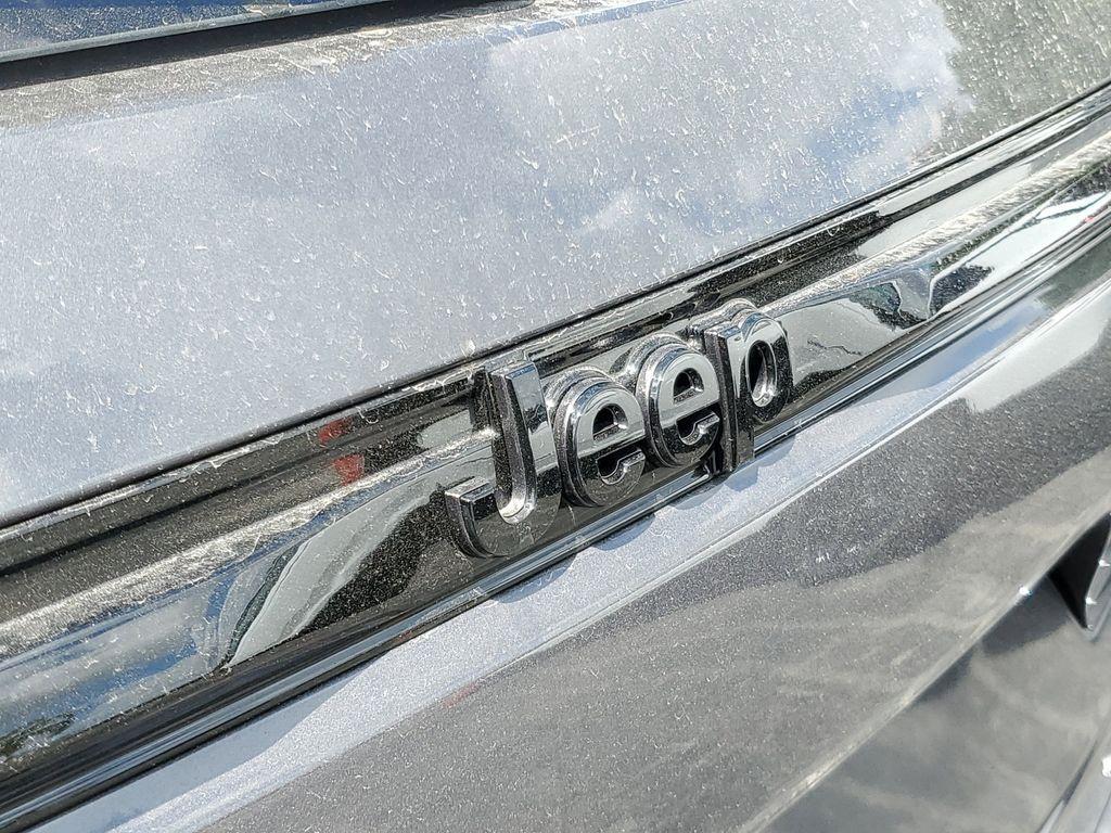 new 2025 Jeep Grand Cherokee car, priced at $36,385