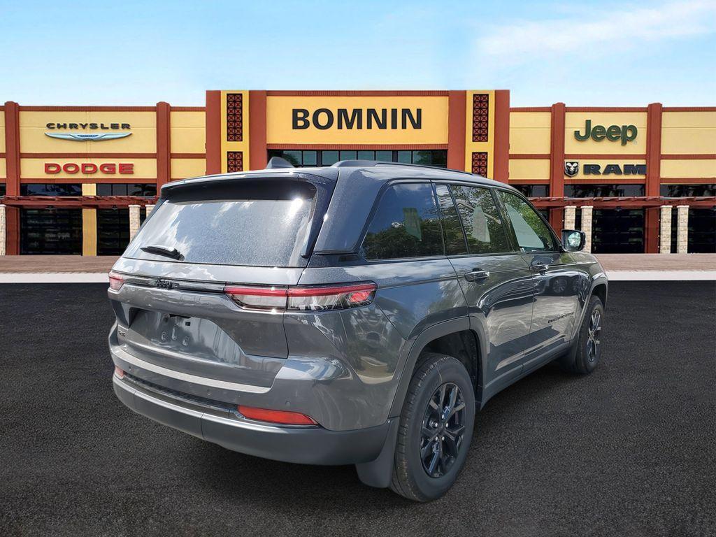 new 2025 Jeep Grand Cherokee car, priced at $36,385