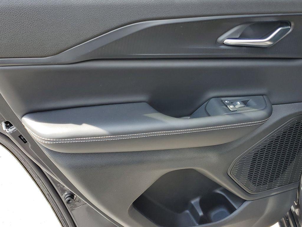 new 2025 Jeep Grand Cherokee car, priced at $36,385