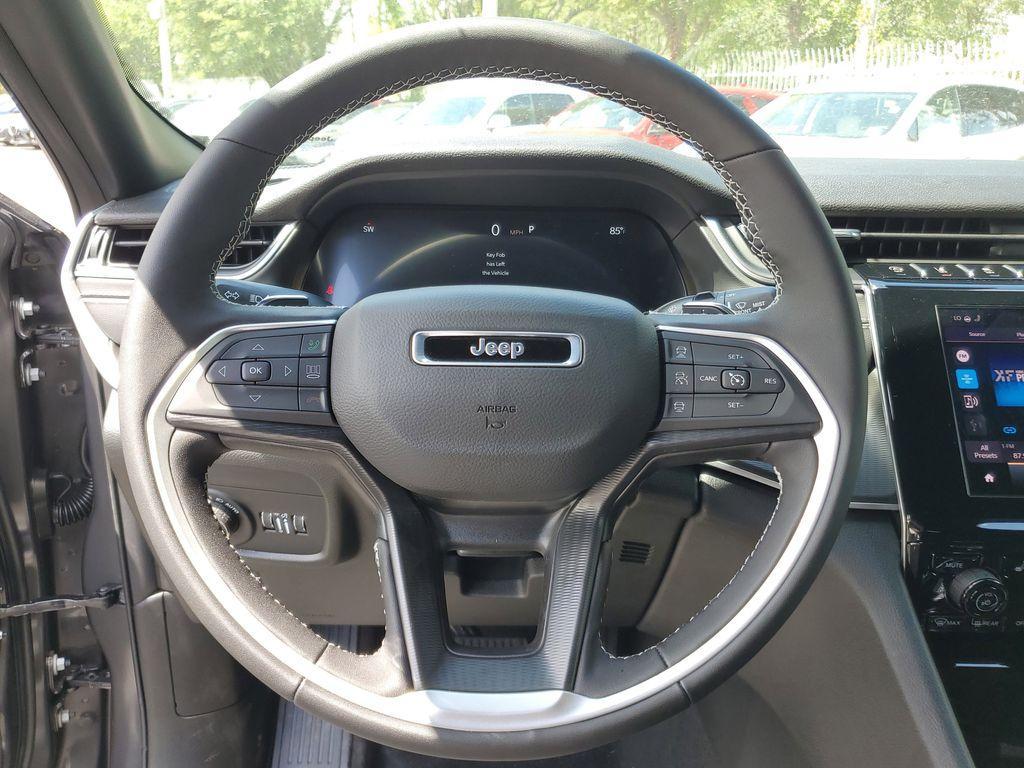 new 2025 Jeep Grand Cherokee car, priced at $36,385