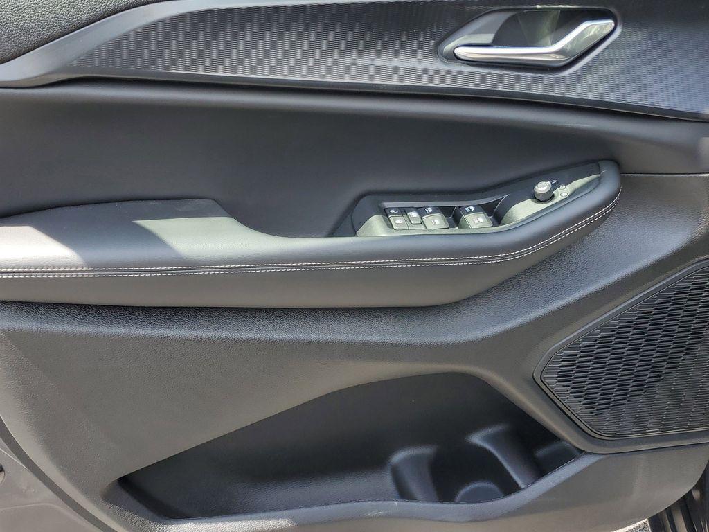 new 2025 Jeep Grand Cherokee car, priced at $36,385