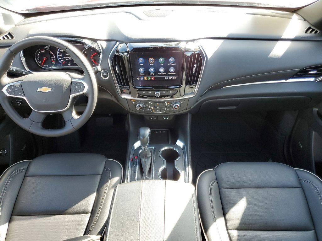 used 2022 Chevrolet Traverse car, priced at $37,990