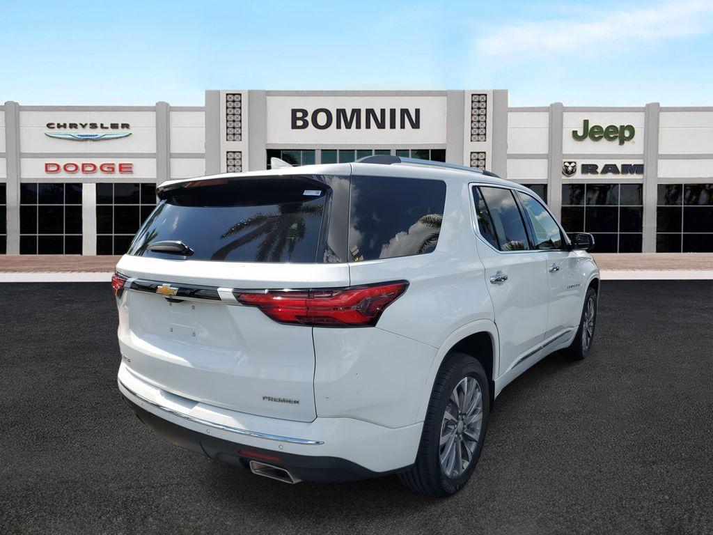 used 2023 Chevrolet Traverse car, priced at $24,990