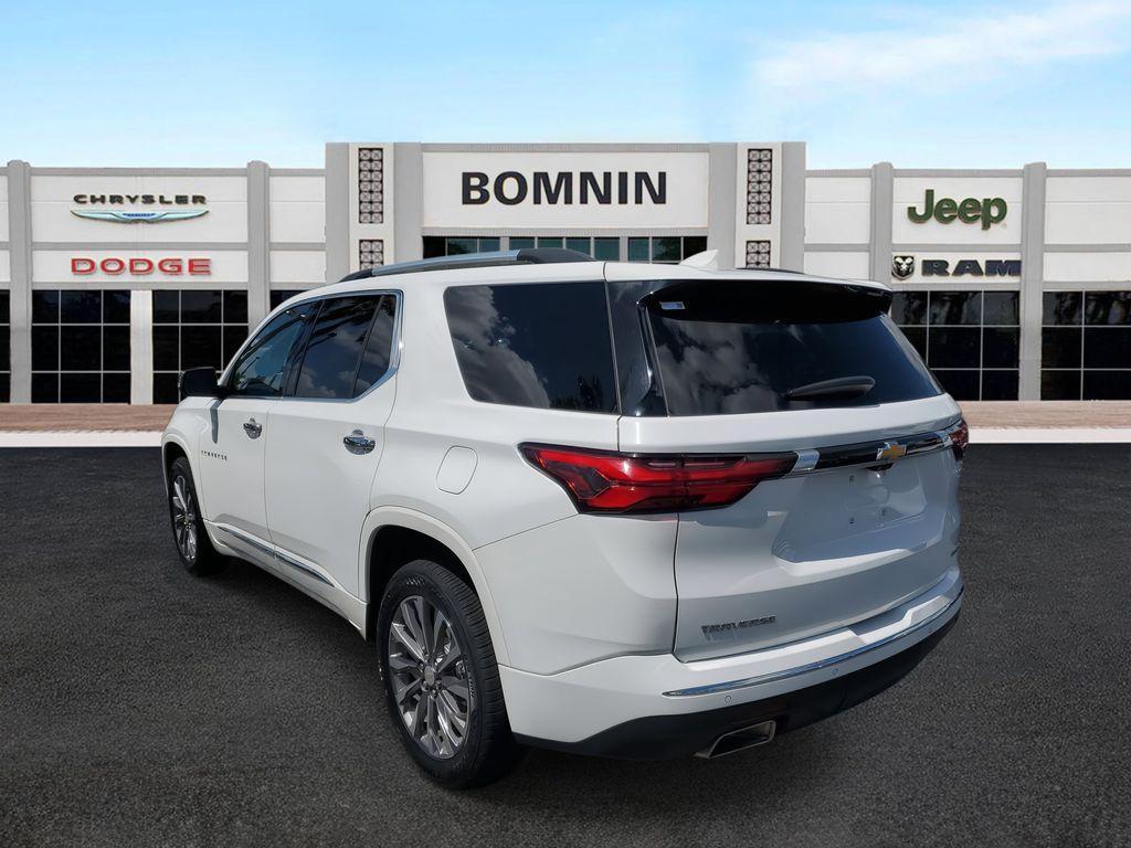 used 2023 Chevrolet Traverse car, priced at $24,990