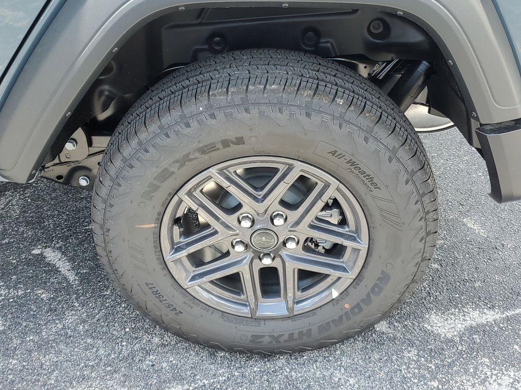 new 2025 Jeep Wrangler car, priced at $41,671