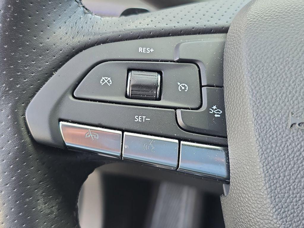 used 2024 Cadillac XT4 car, priced at $35,990