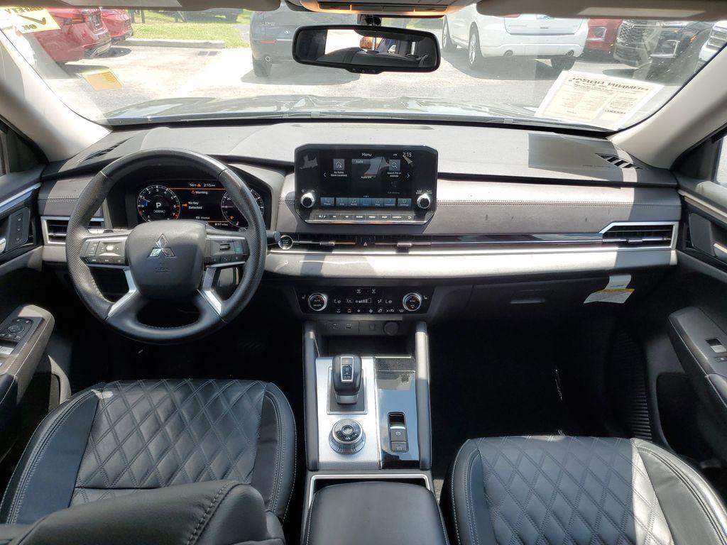 used 2023 Mitsubishi Outlander car, priced at $20,990