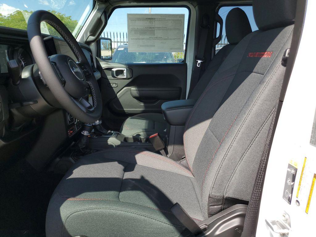 new 2025 Jeep Wrangler car, priced at $49,754