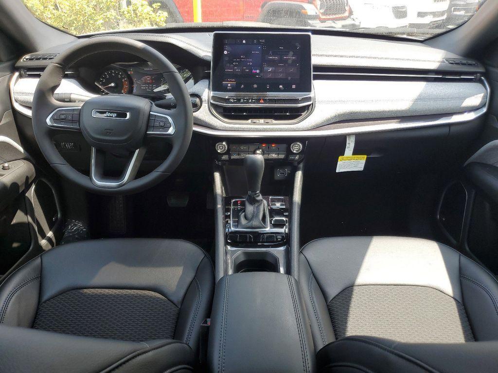 new 2025 Jeep Compass car, priced at $21,690