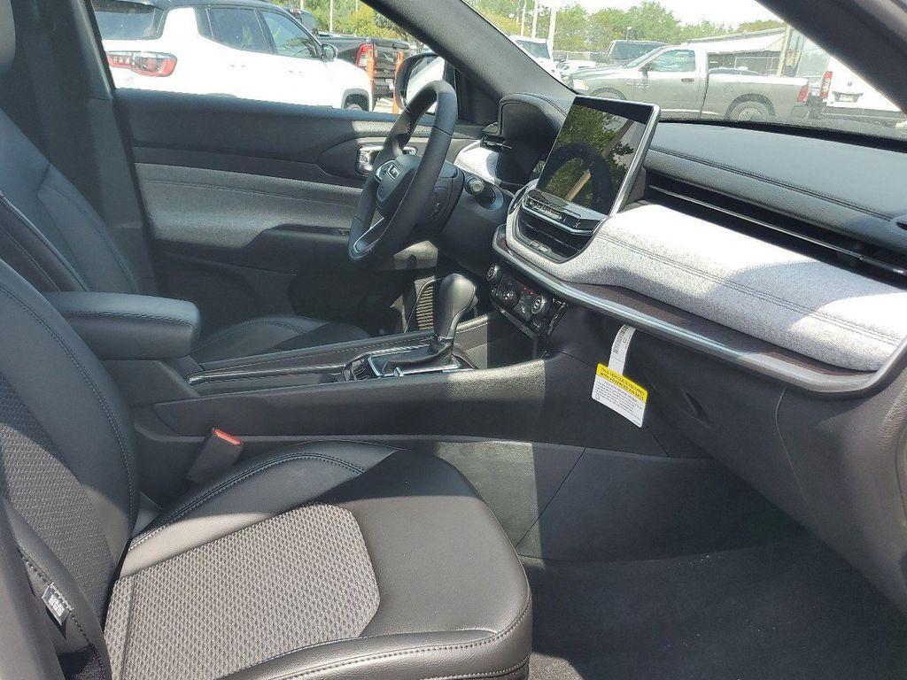 new 2025 Jeep Compass car, priced at $21,395