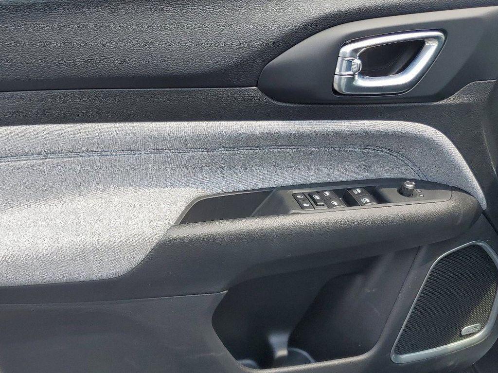 new 2025 Jeep Compass car, priced at $21,395