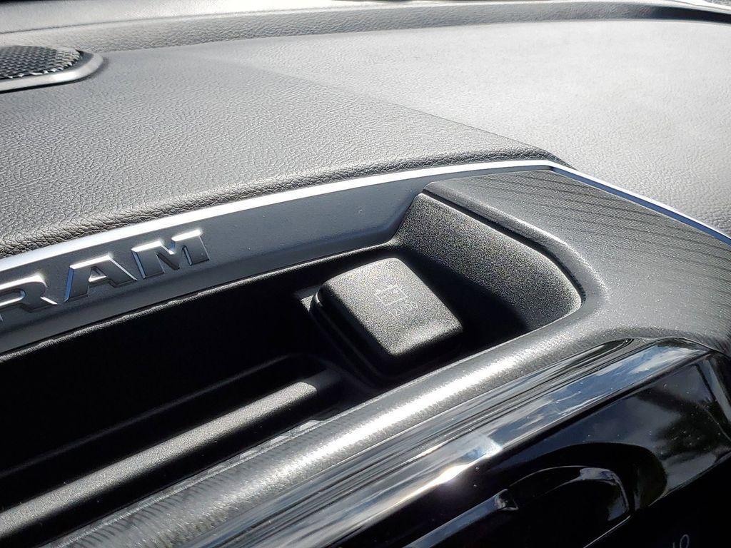 new 2025 Ram 1500 car, priced at $39,925