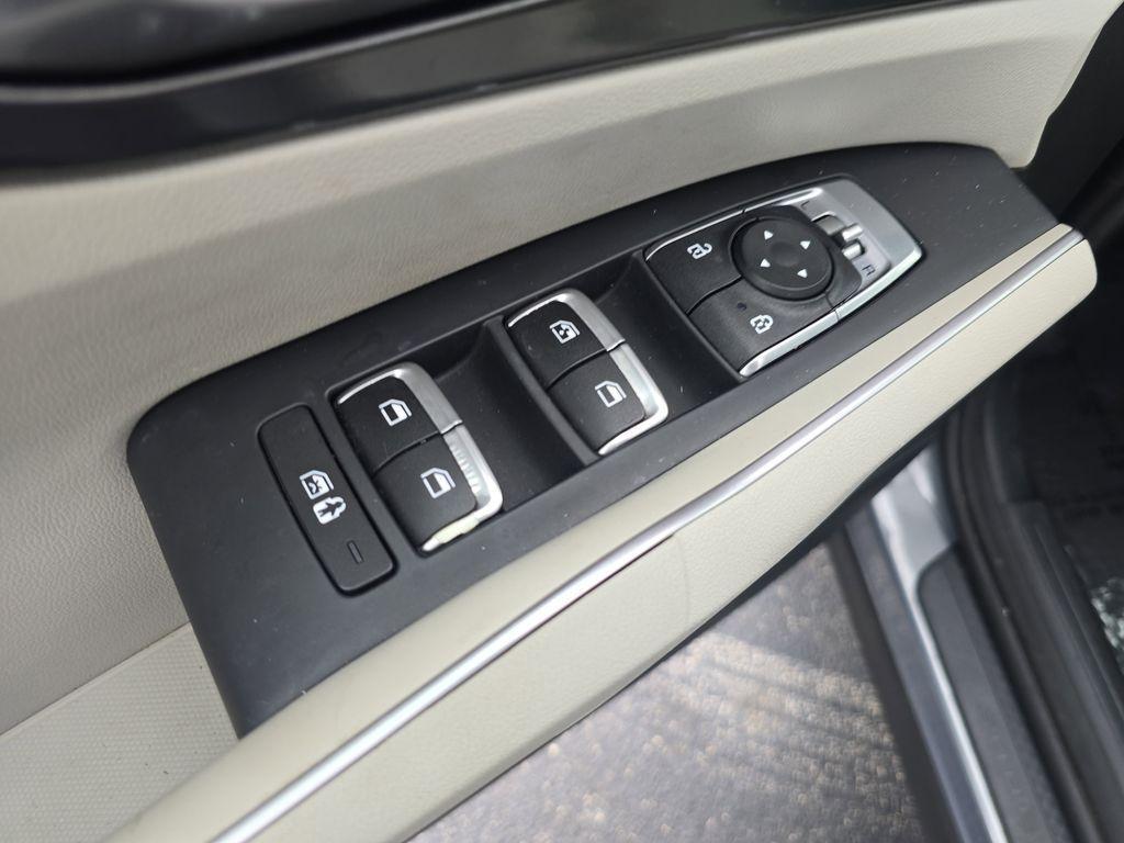 used 2021 Kia Sorento car, priced at $20,490