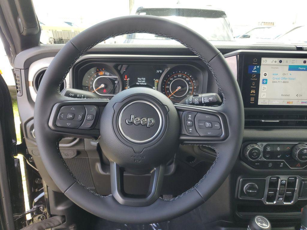 new 2025 Jeep Wrangler car, priced at $40,076