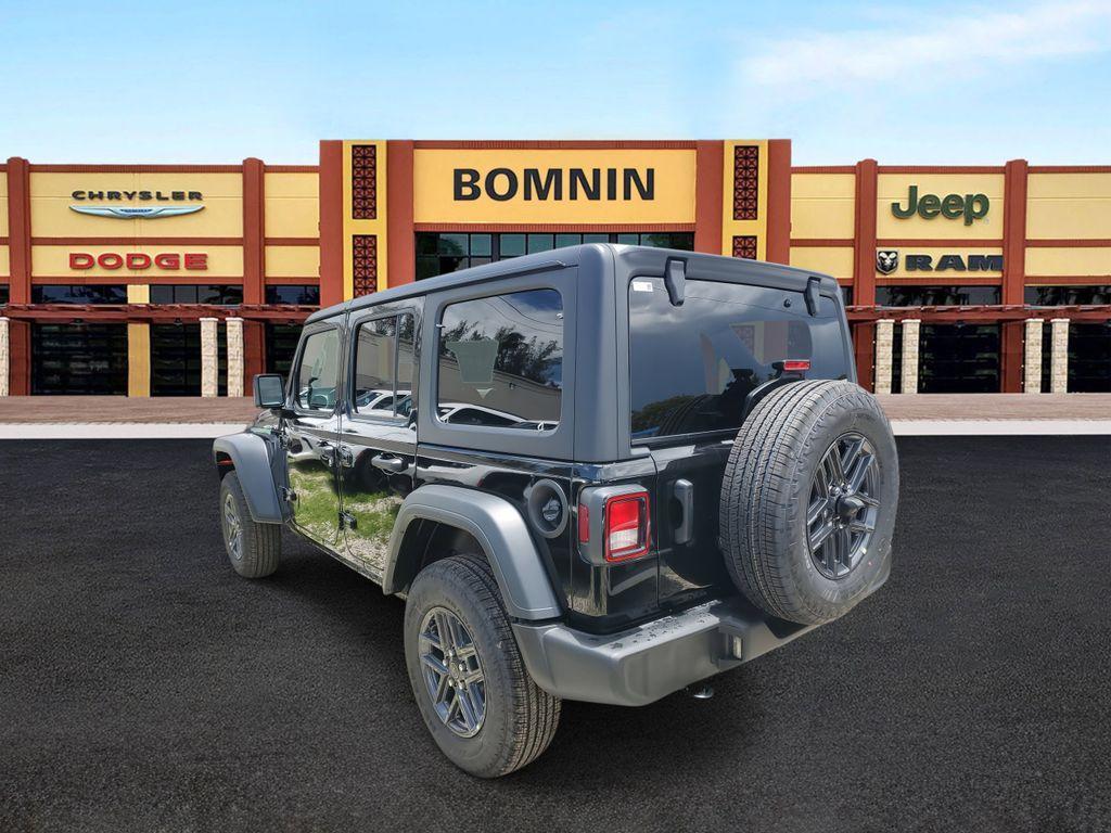 new 2025 Jeep Wrangler car, priced at $40,076