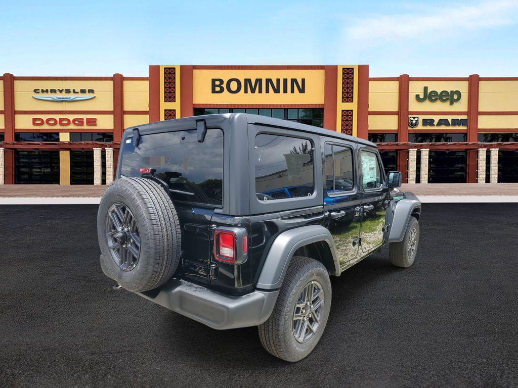 new 2025 Jeep Wrangler car, priced at $40,076