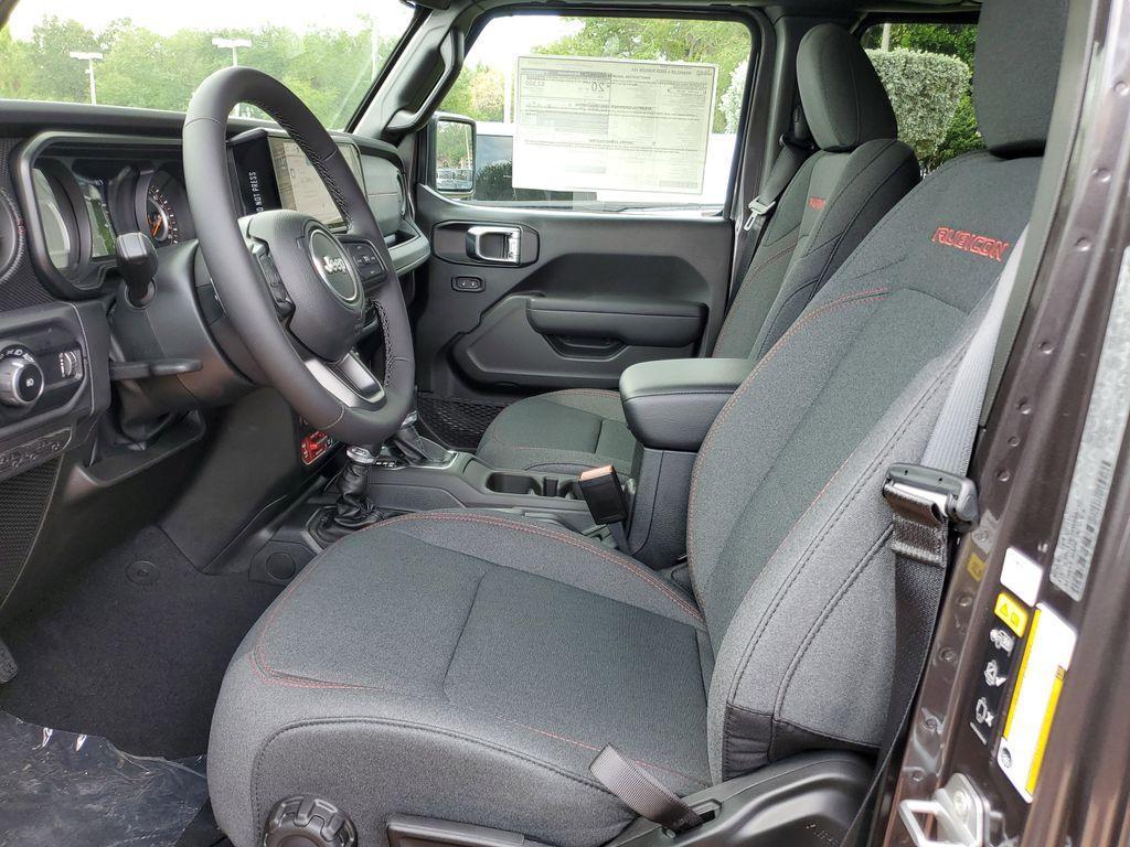 new 2025 Jeep Wrangler car, priced at $48,743