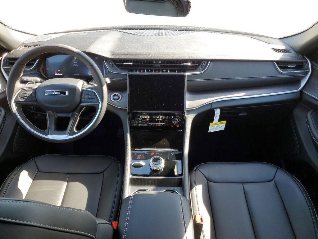 new 2025 Jeep Grand Cherokee car, priced at $36,511